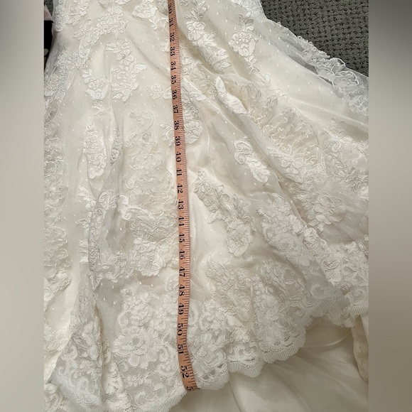 Wedding Dress- San Patrick Eresma wedding dress, size 2, off white color - Picture 13 of 16